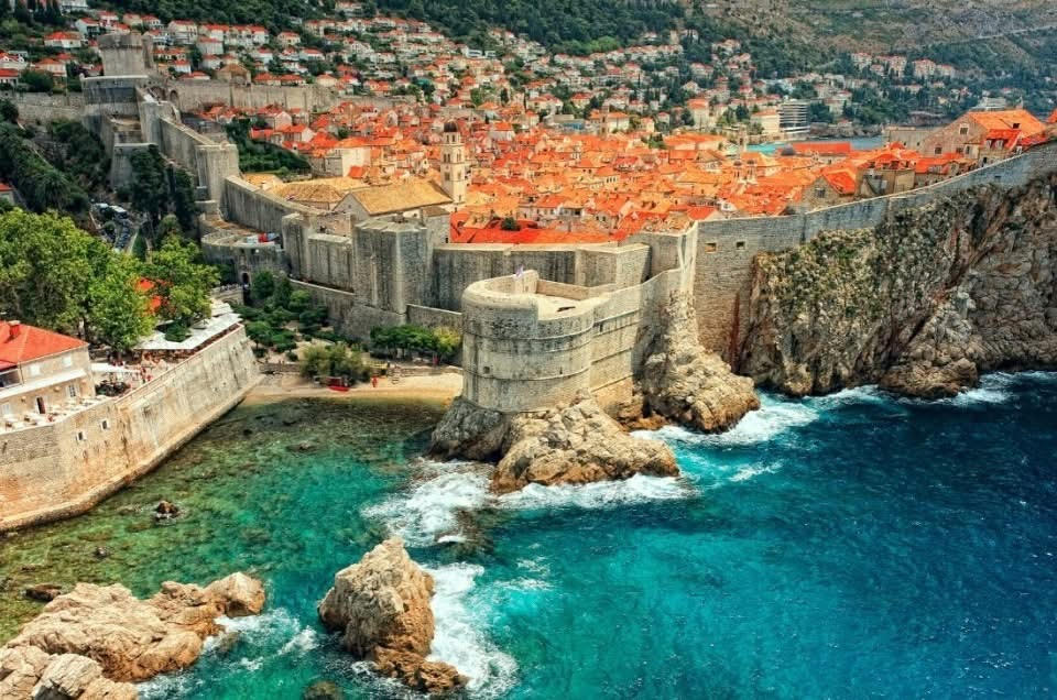 Croatia Walking Tour – Discover Croatia on Foot - Image 2