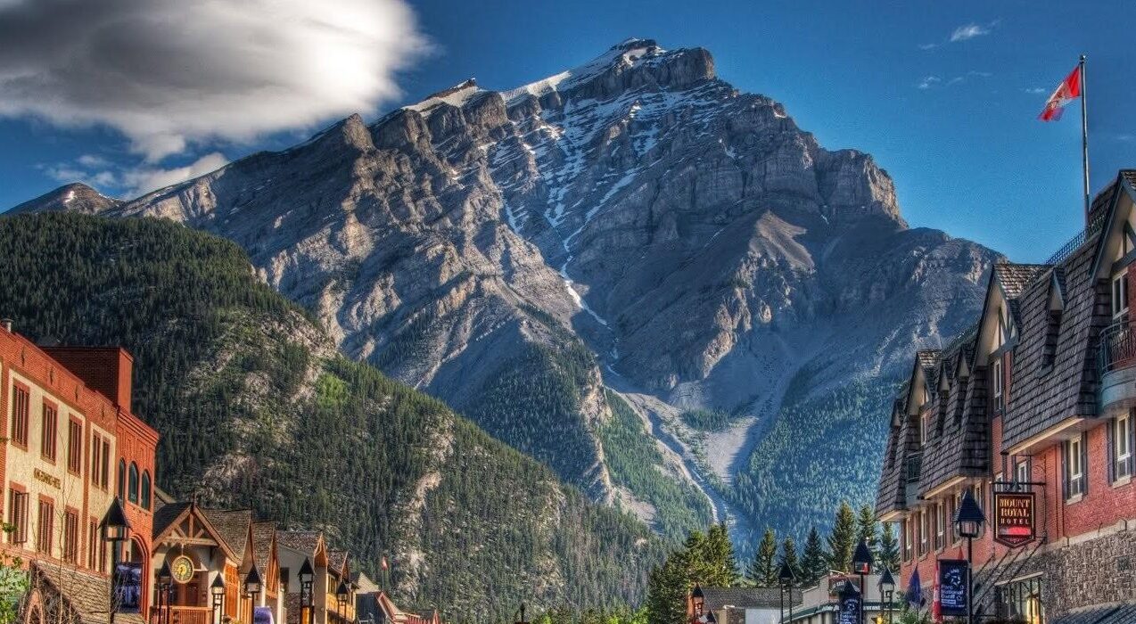 Vancouver to Calgary DREAM Canadian Rockies Hols - Image 2