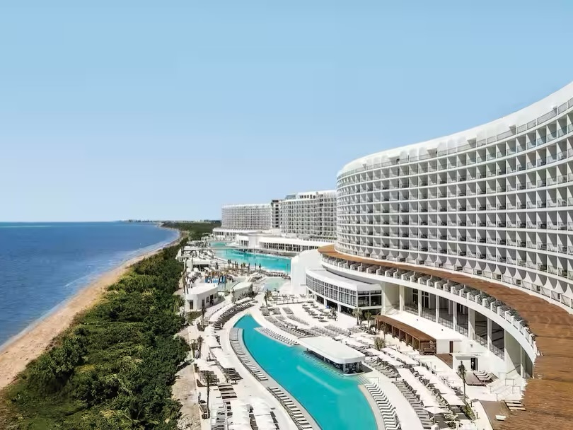 Halloween Break to Luxury 5* Cancun Mexico - Image 3