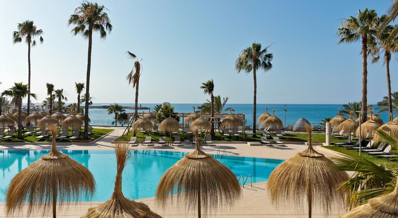 Benalmadena LAST MIN 4* Sunshine Week - Image 2