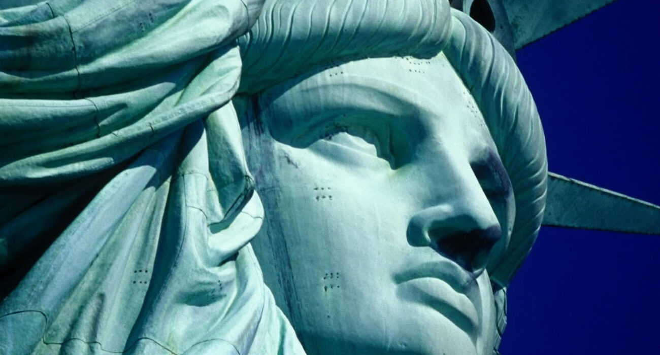 Late Year New York and Orlando TWO WEEK Break - Image 1