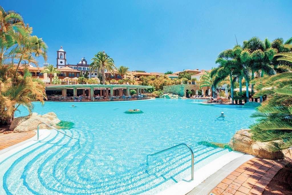 Gran Canaria Spring 5* Short Break offer - Image 1