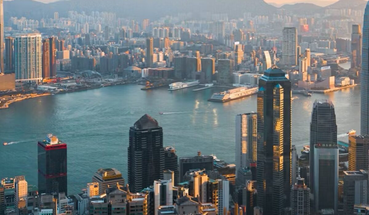 Luxury Hong Kong and Taste of Japan Stay & Cruise - Image 1