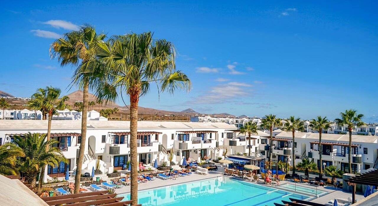 Easter Lanzarote LAST MIN Sunshine Mini Break - Image 2