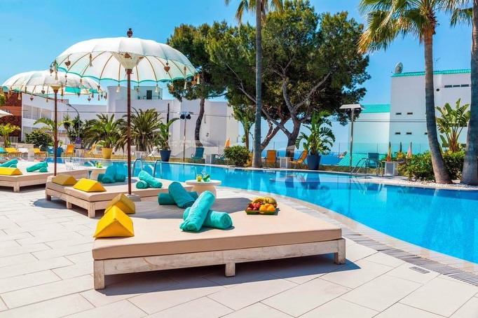LAST MIN Long Weekend in Majorca Sunshine - Image 1