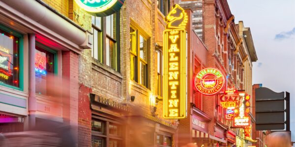 Nashville MUSIC CITY USA Peak July Special