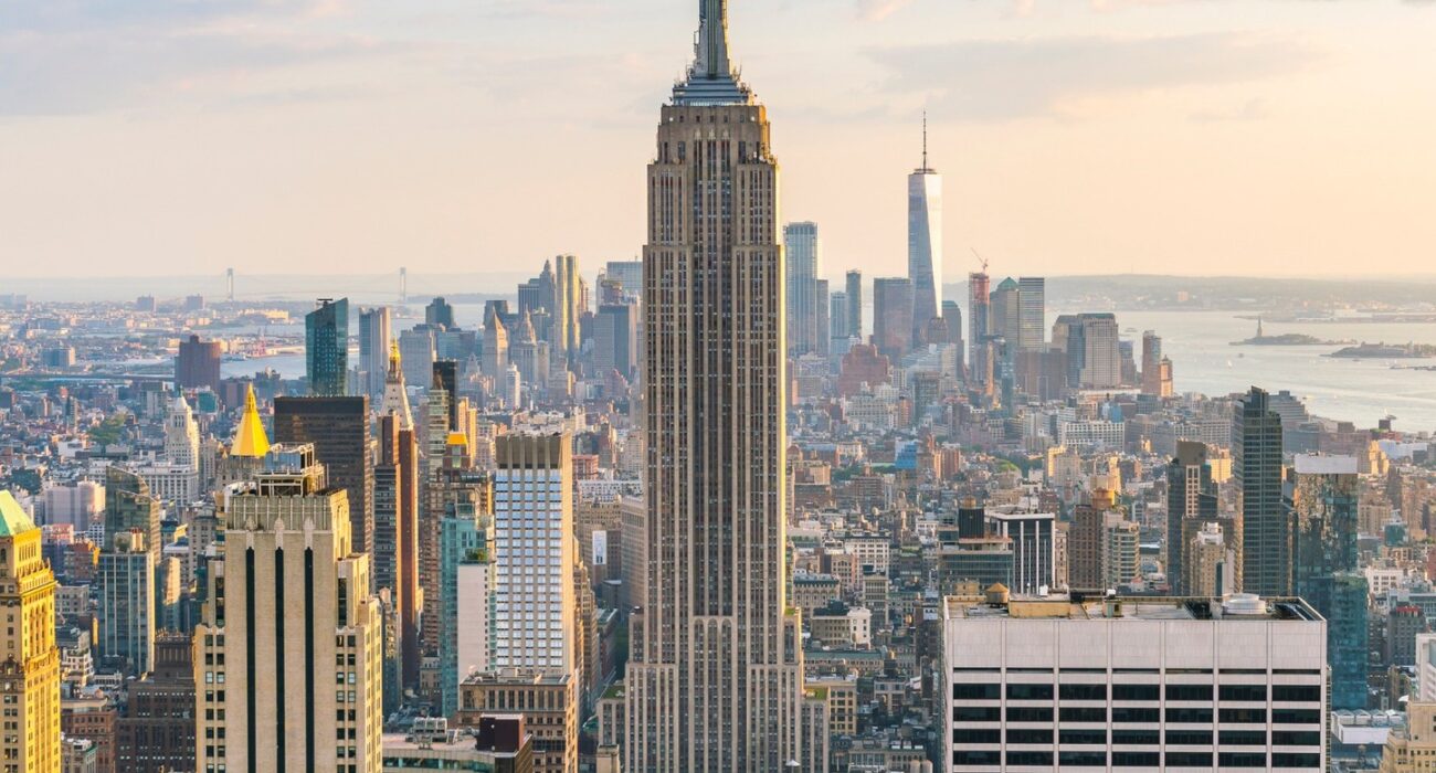 Winter 2027 Break in New York City USA - Image 1