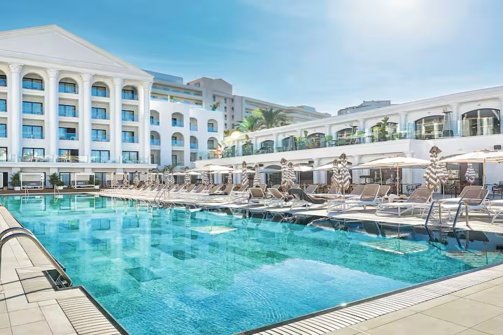 Tenerife 4* May Bank Hols Short Break - Image 1