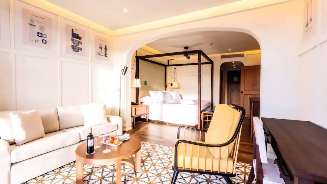 Luxury Dominican Republic Swim Up Bliss - Image 3