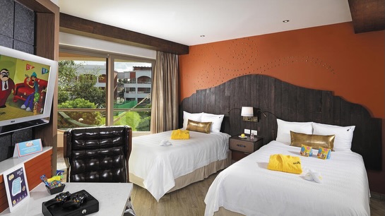 Luxury Halloween Hols at Hard Rock Mexico - Image 3