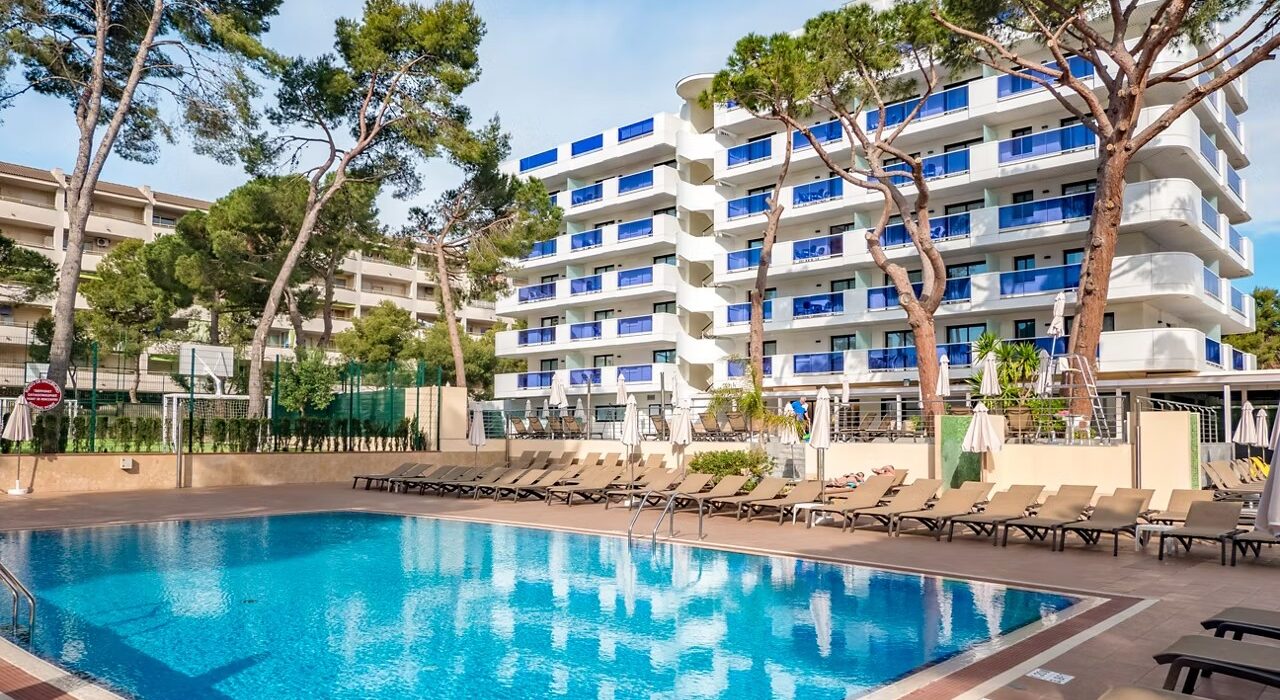LAST MIN 4* Salou Spain Short Break Special - Image 2
