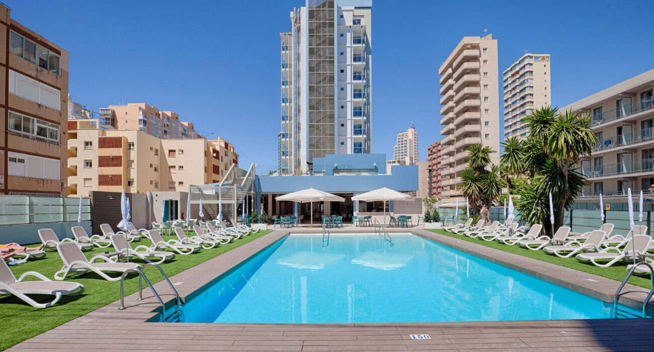 BENIDORM SOLO LONG STAY WINTER GETAWAY - Image 1