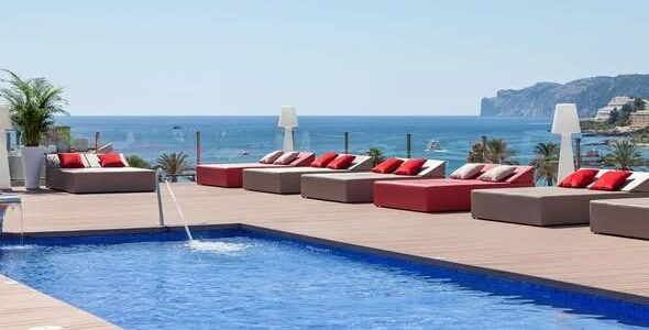 LAST MIN 4* Santa Ponsa Spring Short Break