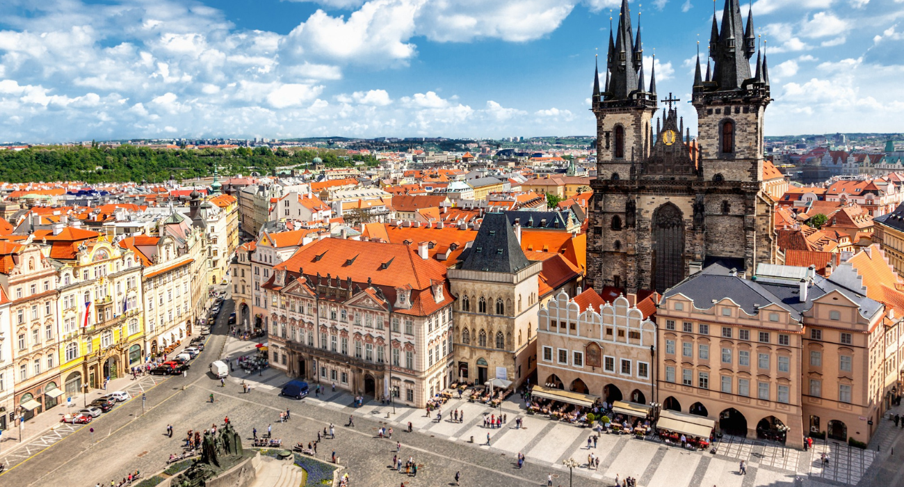 PRAGUE WINTER SHORT CITY BREAK - Image 3