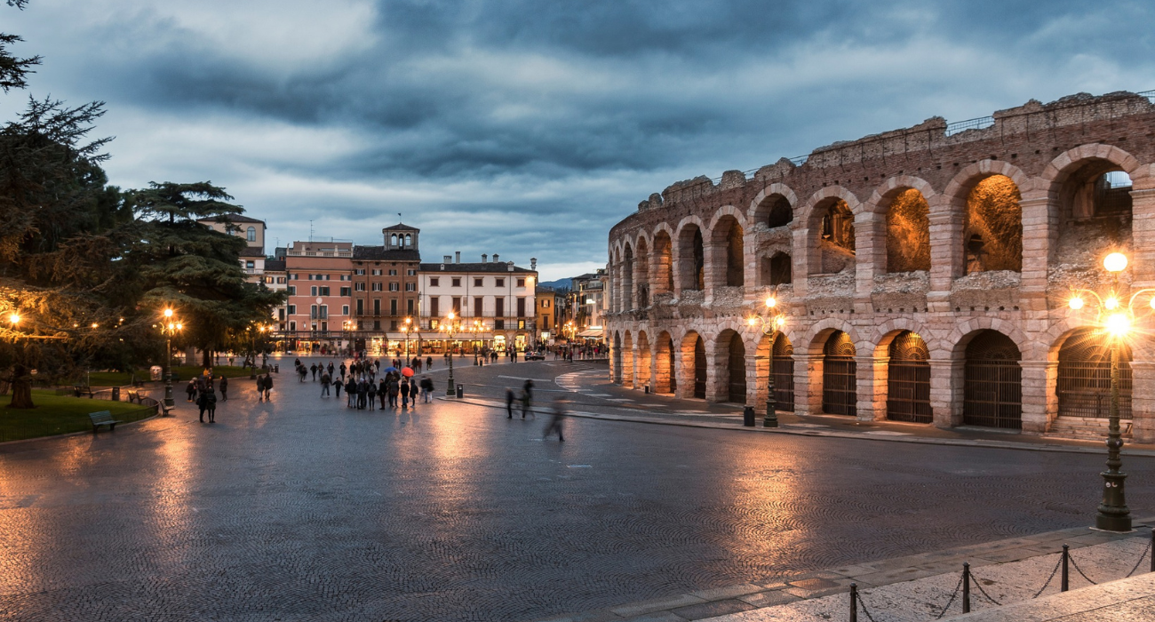 VENICE & VERONA – Classic Italian Cities - Image 4