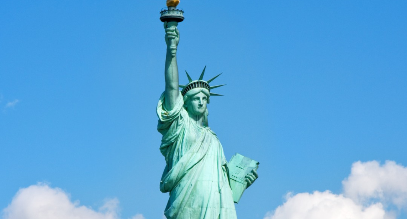 NEW YORK, TORONTO & NIAGARA FALLS TRIO - Image 6