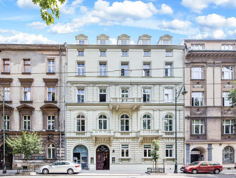 KRAKOW MID SEPTEMBER CITY BREAK - Image 3