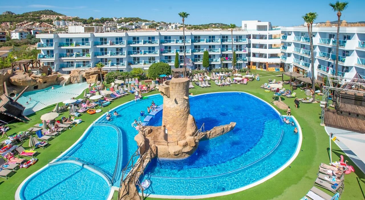 Majorca LAST MIN May Sunshine Family Bargain - Image 1