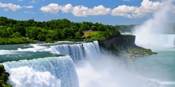 Toronto and Niagara Falls Canada Adventure