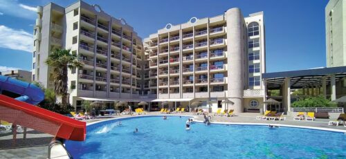 EARLY BOOKER Salou Spain 2027 Family Hols