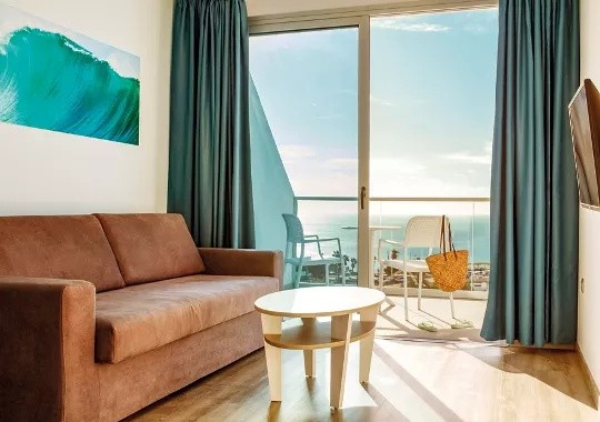 Adults Only Gran Canaria Autumn Break - Image 2