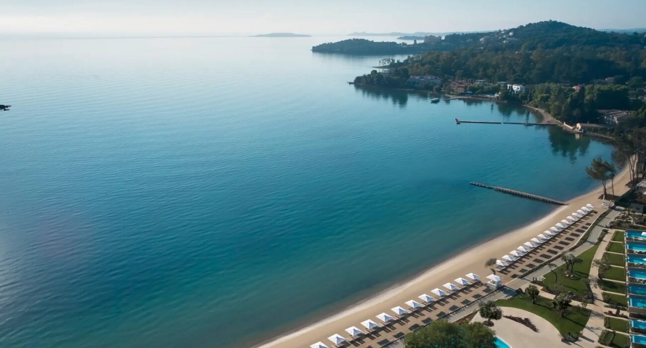 Ultimate Luxury 5* Corfu Beachfront Bliss - Image 6