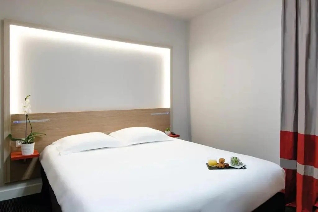 Summer Hols Special to Bordeaux France - Image 3