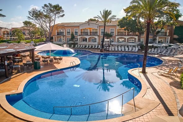 Menorca 4* Family Favourite Summer Hols - Image 1