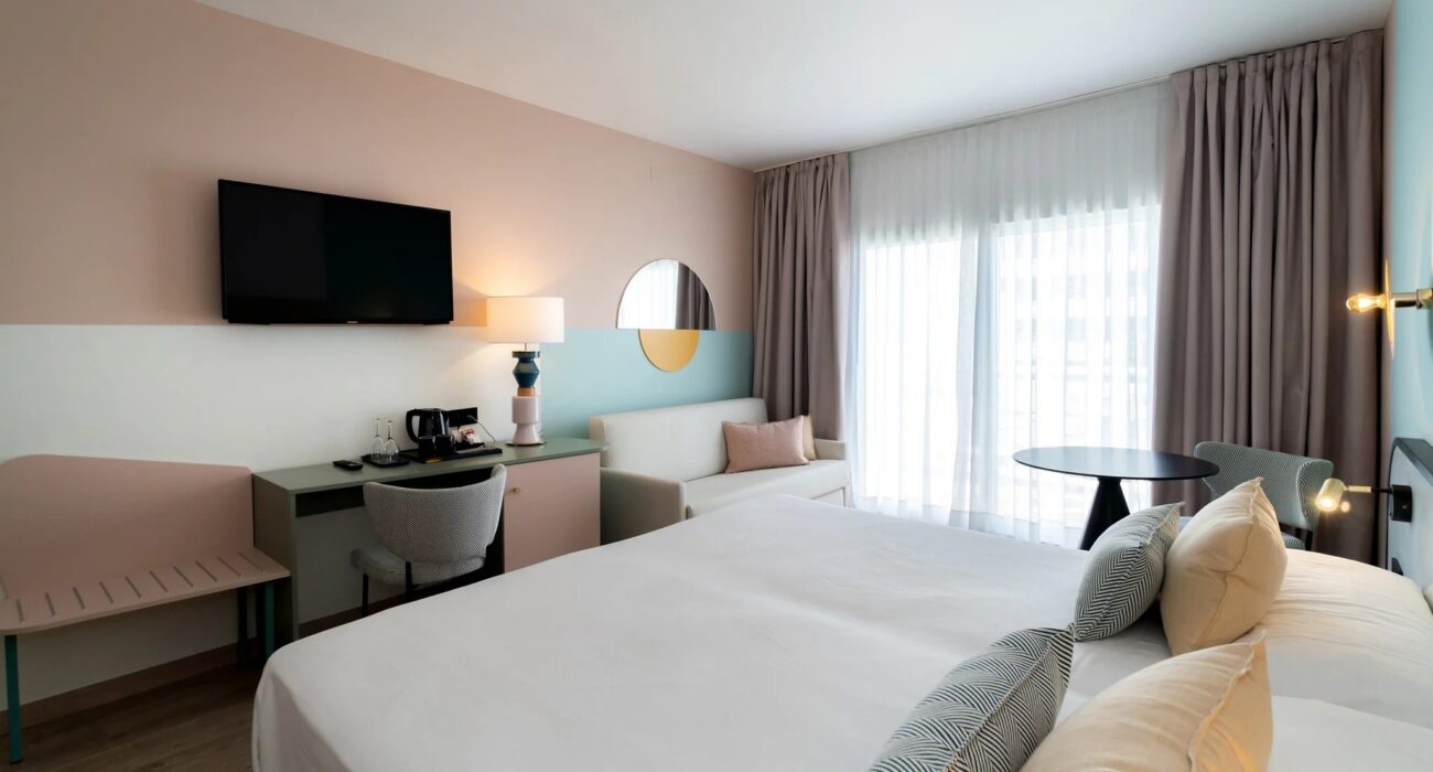 COSTA DEL SOL AUTUMN SUNSHINE DEAL - Image 3