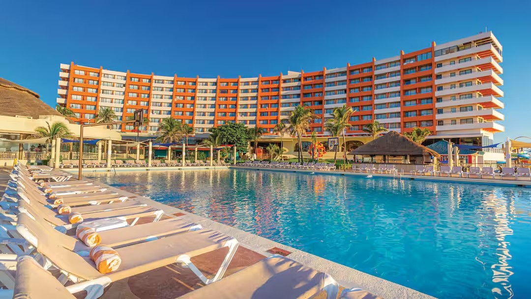 Mexico Family Hols DIRECT from Belfast - Image 6