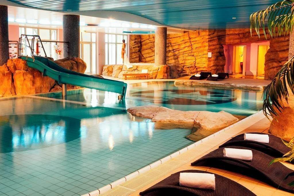 Disneyland Paris Feb Half Term Hols - Image 8