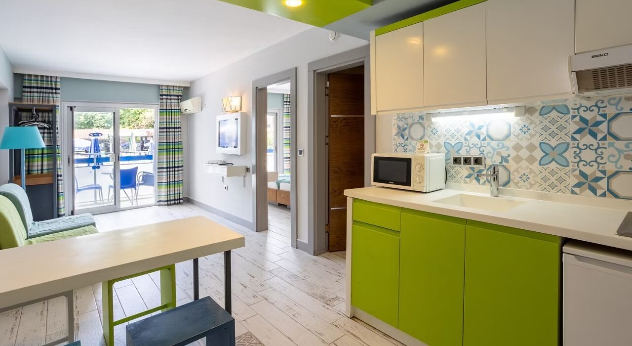 TURKEY LAST MIN FAMILY VALUE DEAL - Image 3