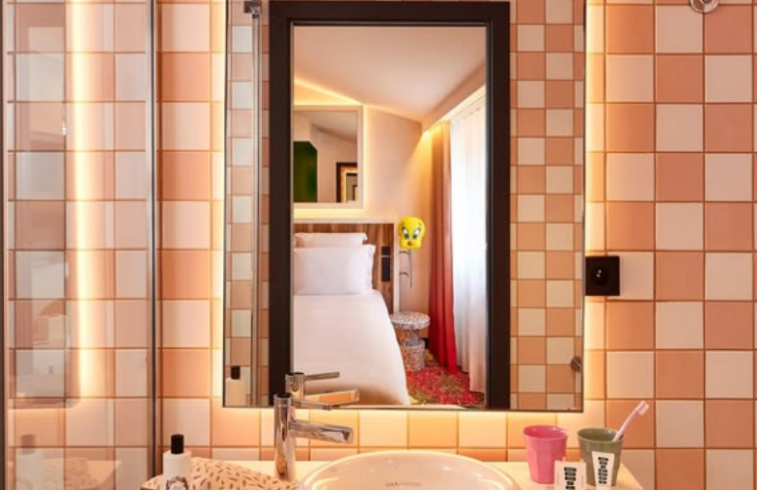 October Girls Trip to Nice France - Image 4