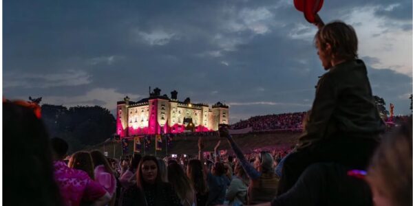 Luke Combs Live @ Slane – Premium Tickets