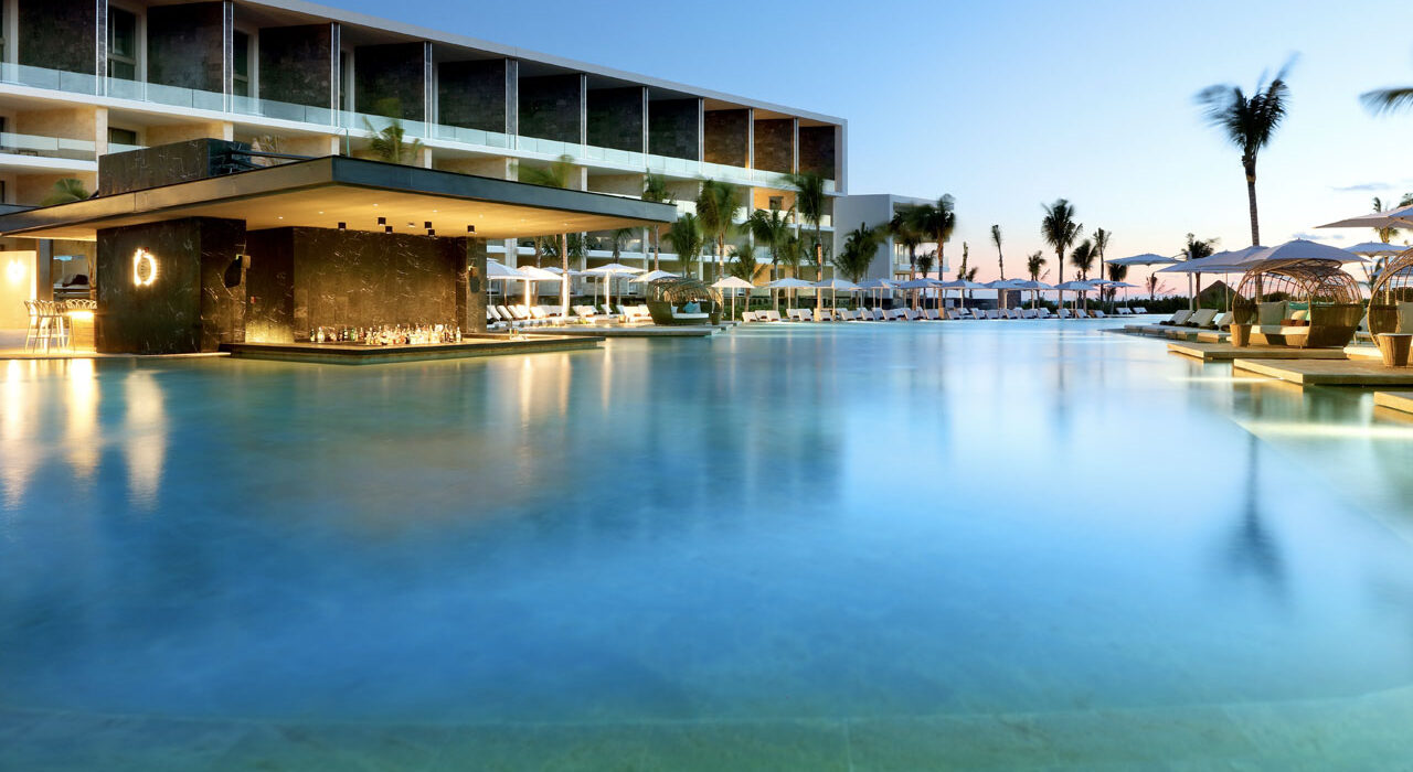 MEXICO 5* SWIM UP LUXE DIRECT FROM BELFAST - Image 3