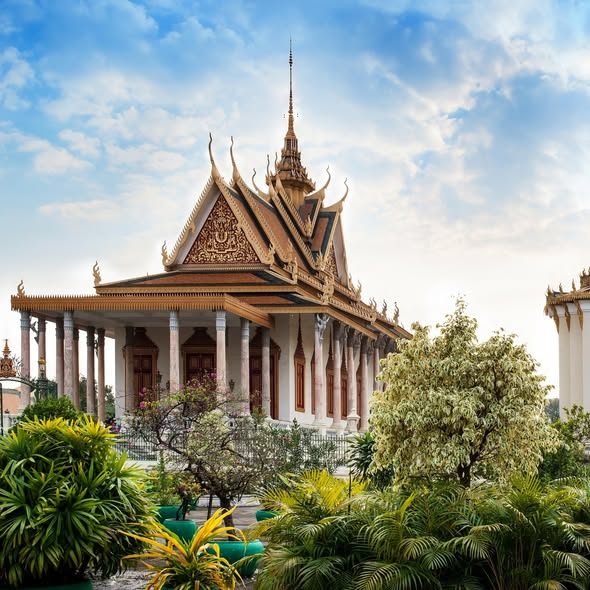 Essential Vietnam, Cambodia and Bangkok Tour - Image 2