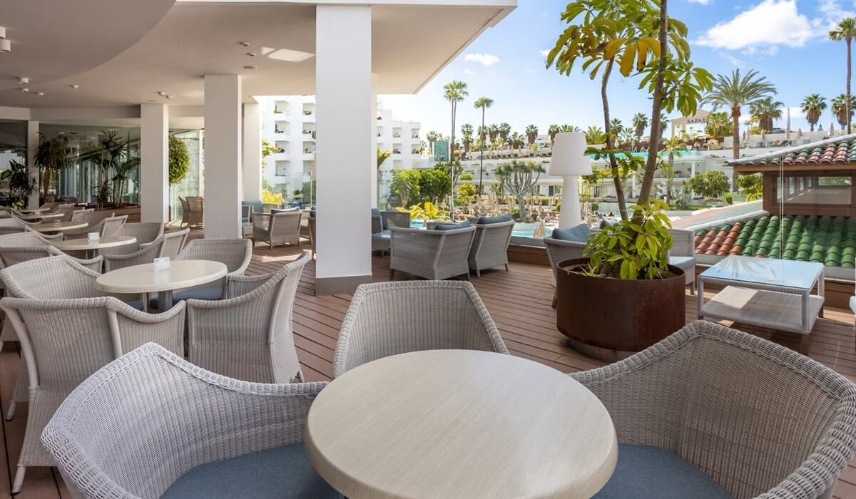 POPULAR 4* VULCANO TENERIFE MAY SPECIALS - Image 2