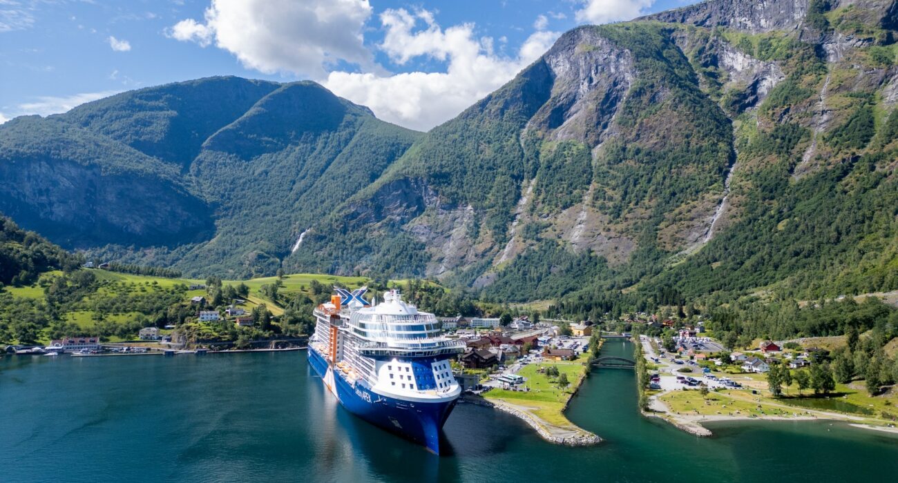 Summer BUCKET LIST Cruise – Fjords and Arctic Circle - Image 1