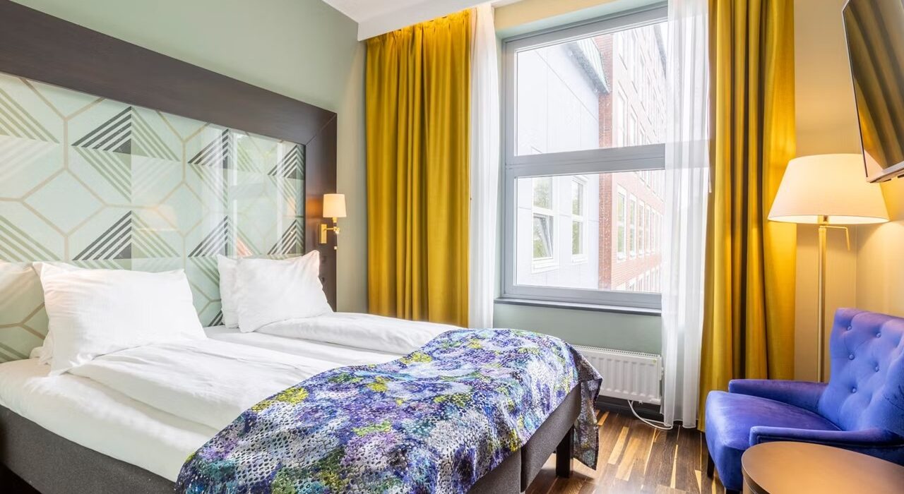 Bergen Norway LAST MIN City Break Offer - Image 2