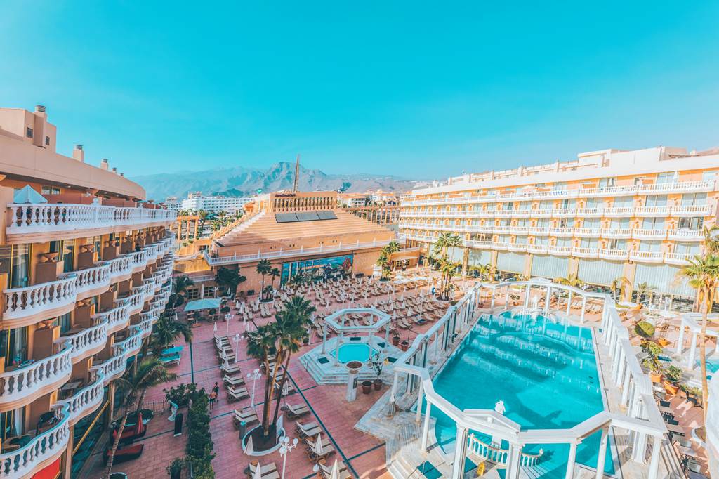 TENERIFE SUMMER BEACHFRONT GETAWAY - Image 1