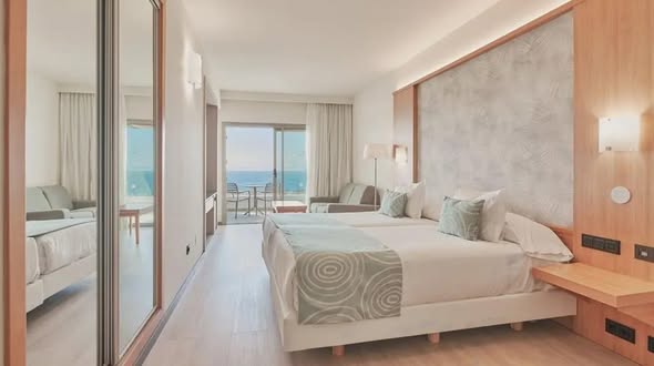 BARGAIN 4* Winter Sun in Gran Canaria - Image 2