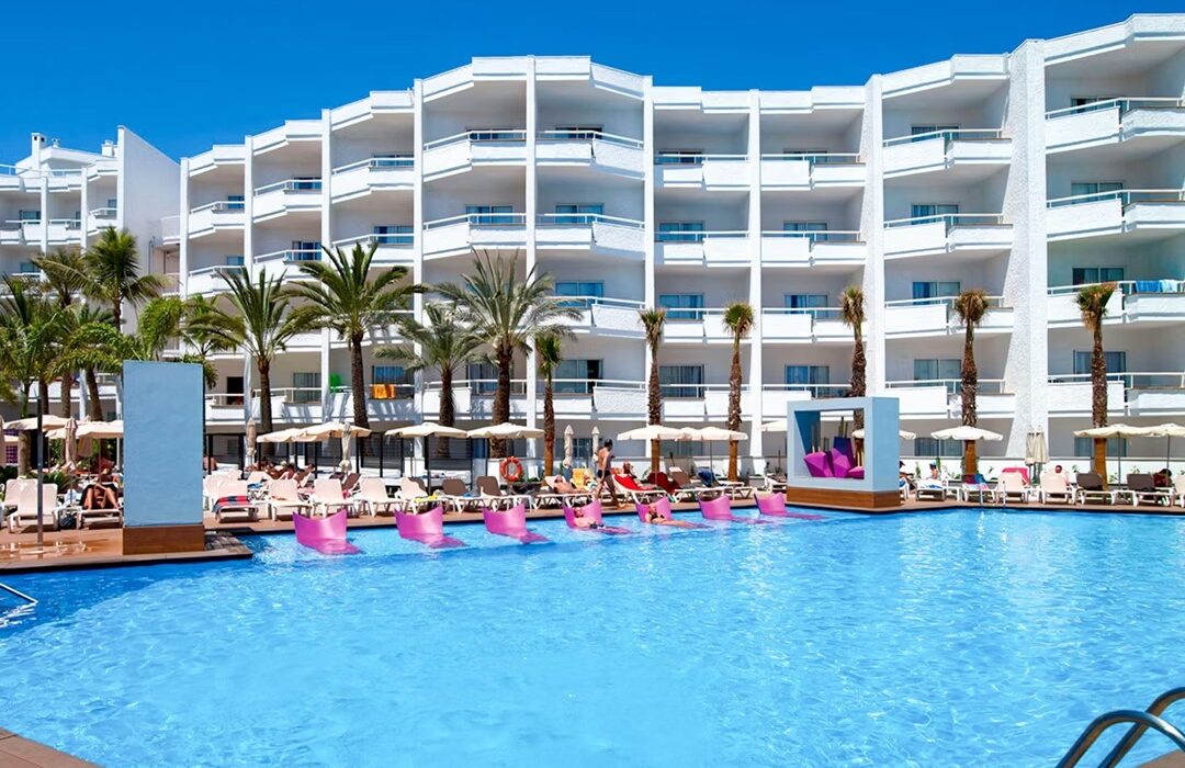 Early Summer 4* Gran Canaria Sunshine Break - Image 2