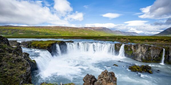 Peak Summer TWO WEEK P&O Iceland Cruise
