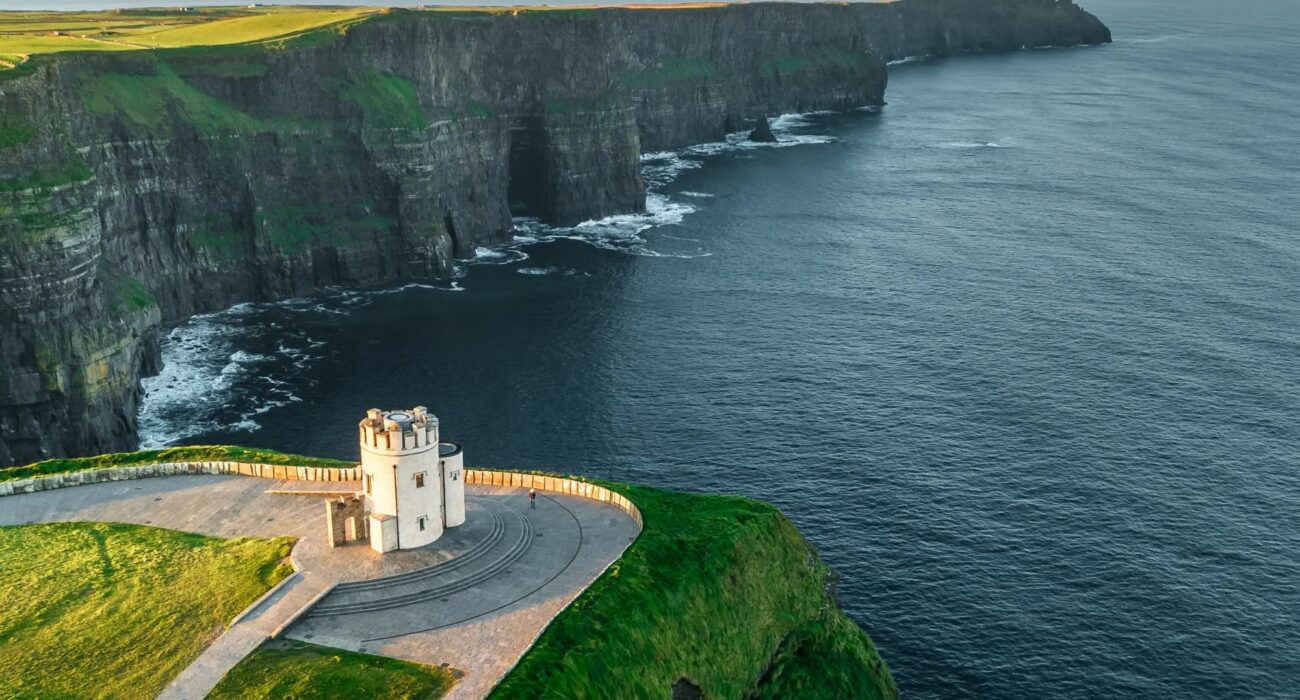 EXPLORE CO. CLARE & THE WEST OF IRELAND - Image 1