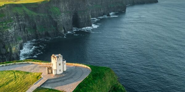 EXPLORE CO. CLARE & THE WEST OF IRELAND