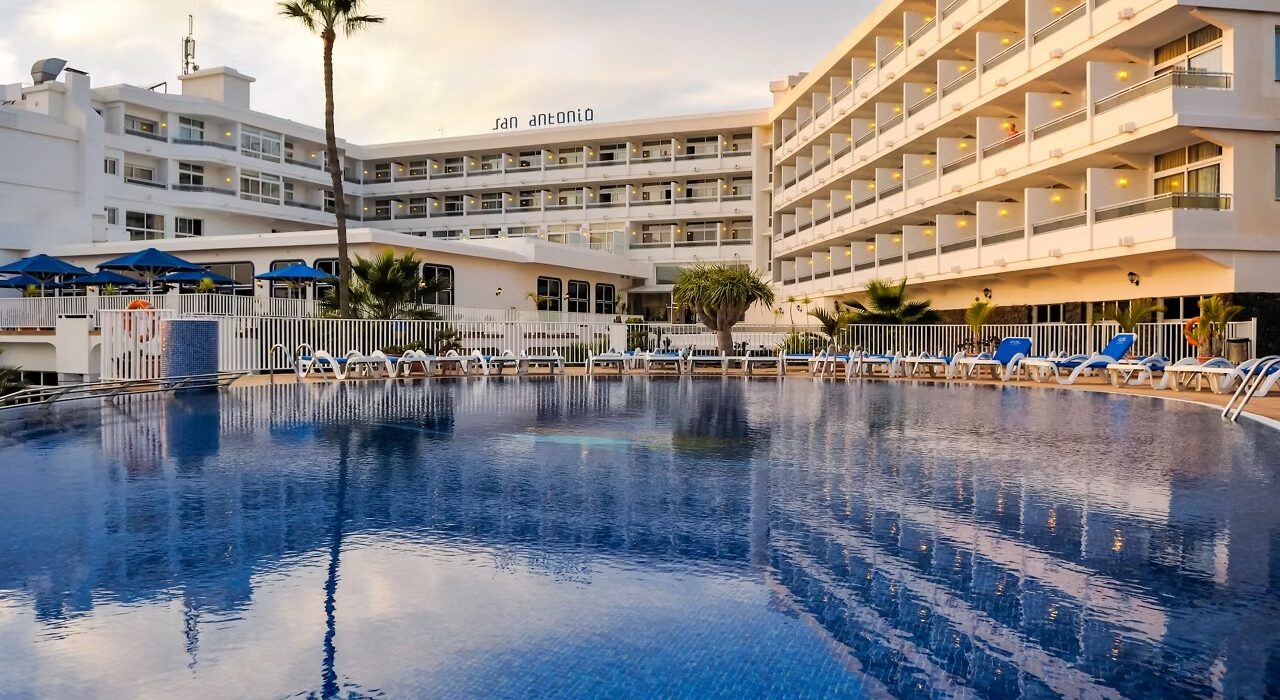 Christmas Family Hols ….. In Lanzarote Sunshine - Image 2