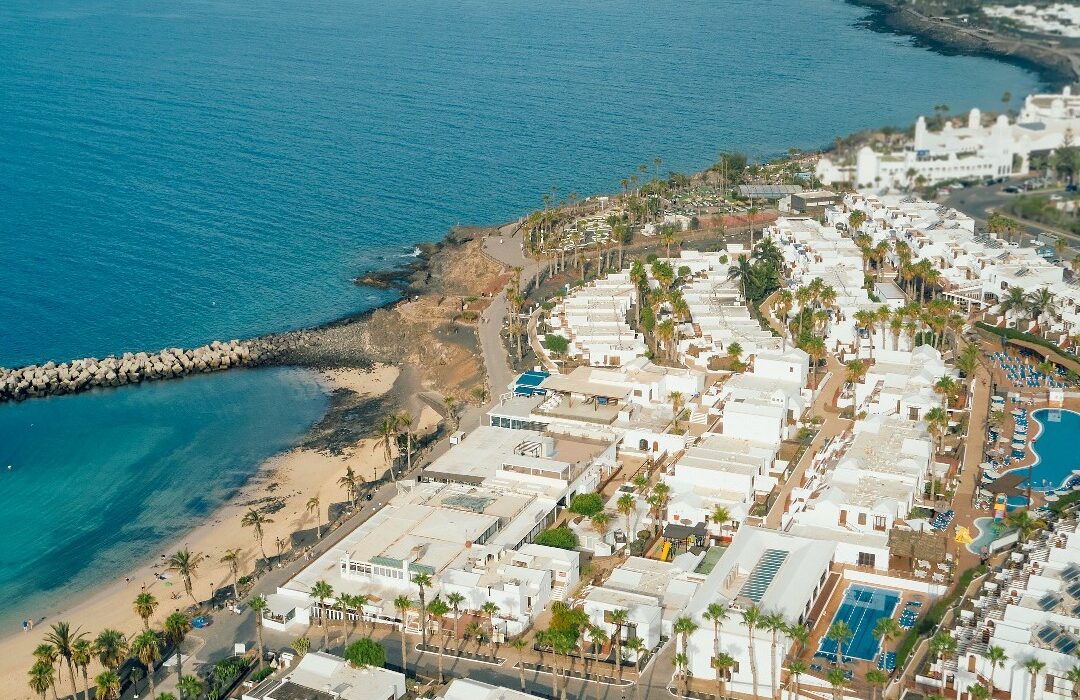 All Inclusive LAST MIN Lanzarote Sunshine Hols - Image 3