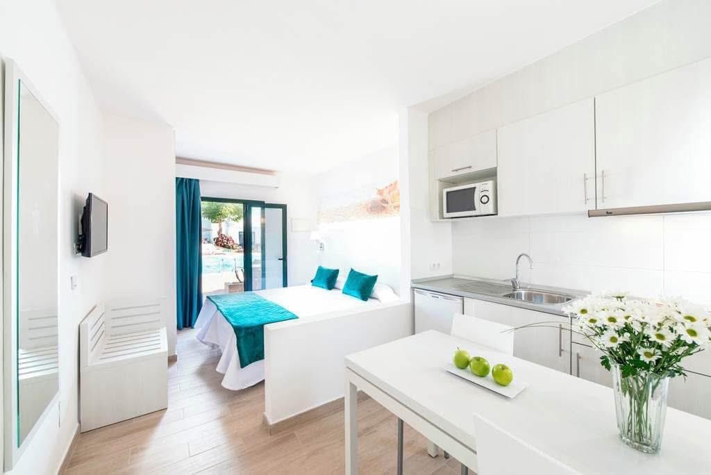 Late Year Lanzarote LONG STAY Winter Getaway - Image 3