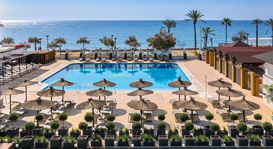 SPEND XMAS IN THE COSTA DEL SOL SUN