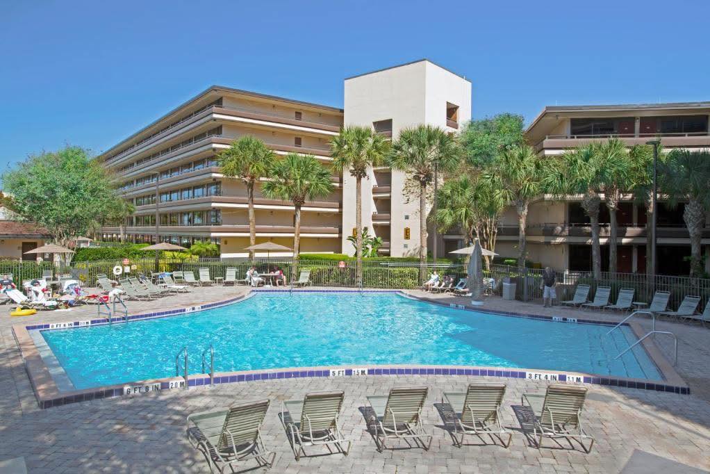 EARLY BOOKER Halloween 2027 Orlando Florida USA - Image 2